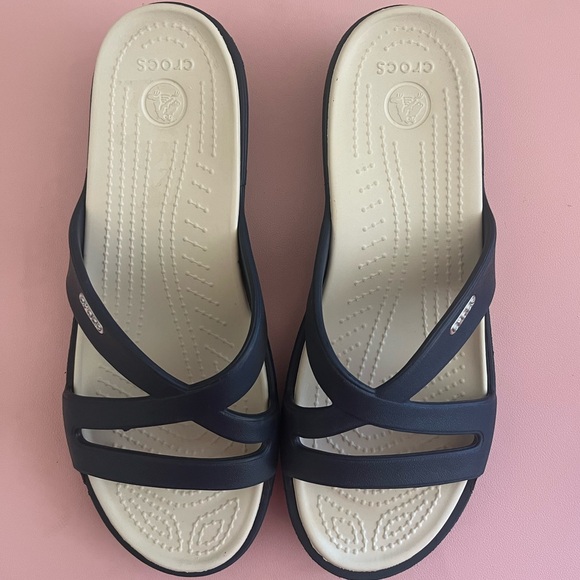 CROCS Women's Dark Blue Slide Sandals 9 - Picture 8 of 11